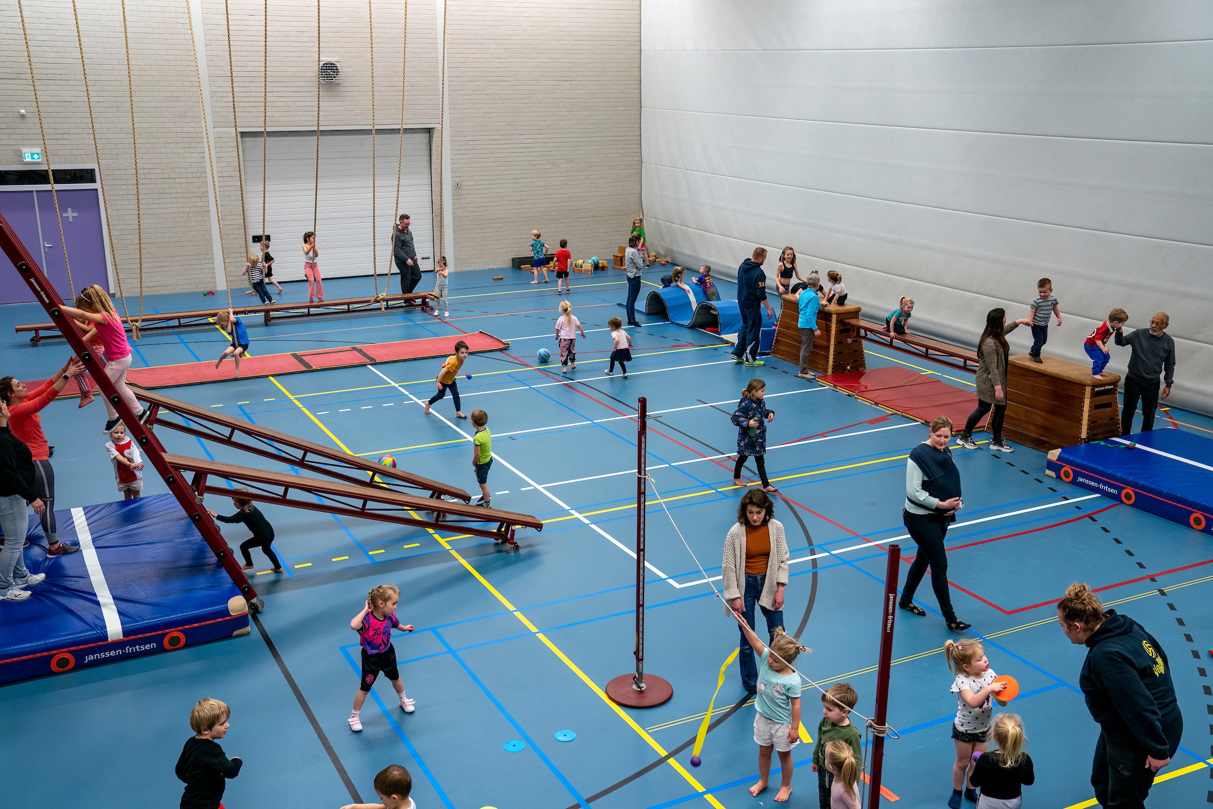 020230208 Volley RH2075800