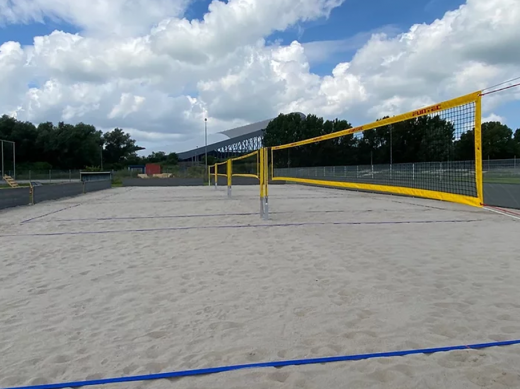 Beachsport Nederland helpt met vragen en aanleg