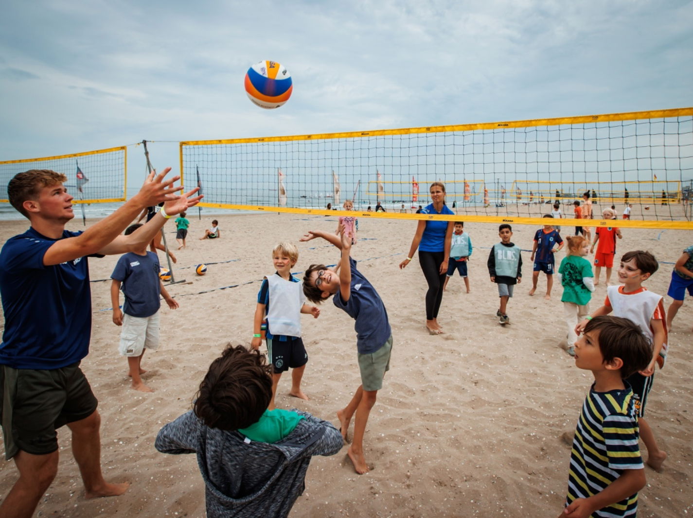 Nieuwe reeks beachvolleybal trainersworkshops door het hele land