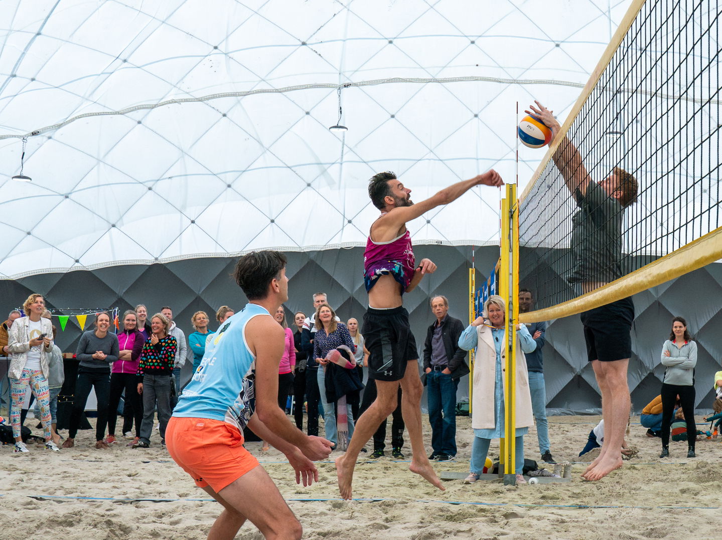 Feestelijke opening blaashal Beach Volley Club Groningen