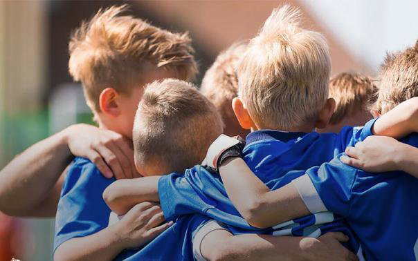 Sportclubs en bonden helpen voedselbank in april