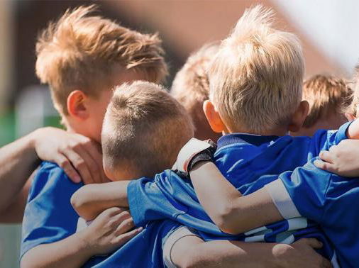 Sportclubs en bonden helpen voedselbank in april