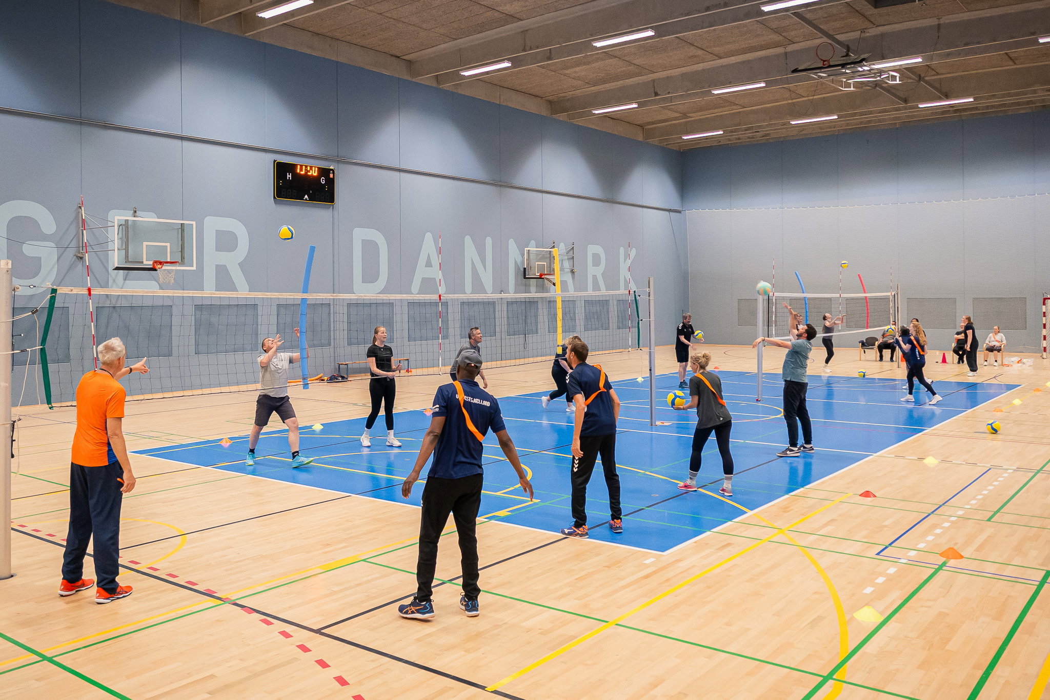 Nederlandse aanpak jeugdvolleybal valt in de smaak bij Deense coaches