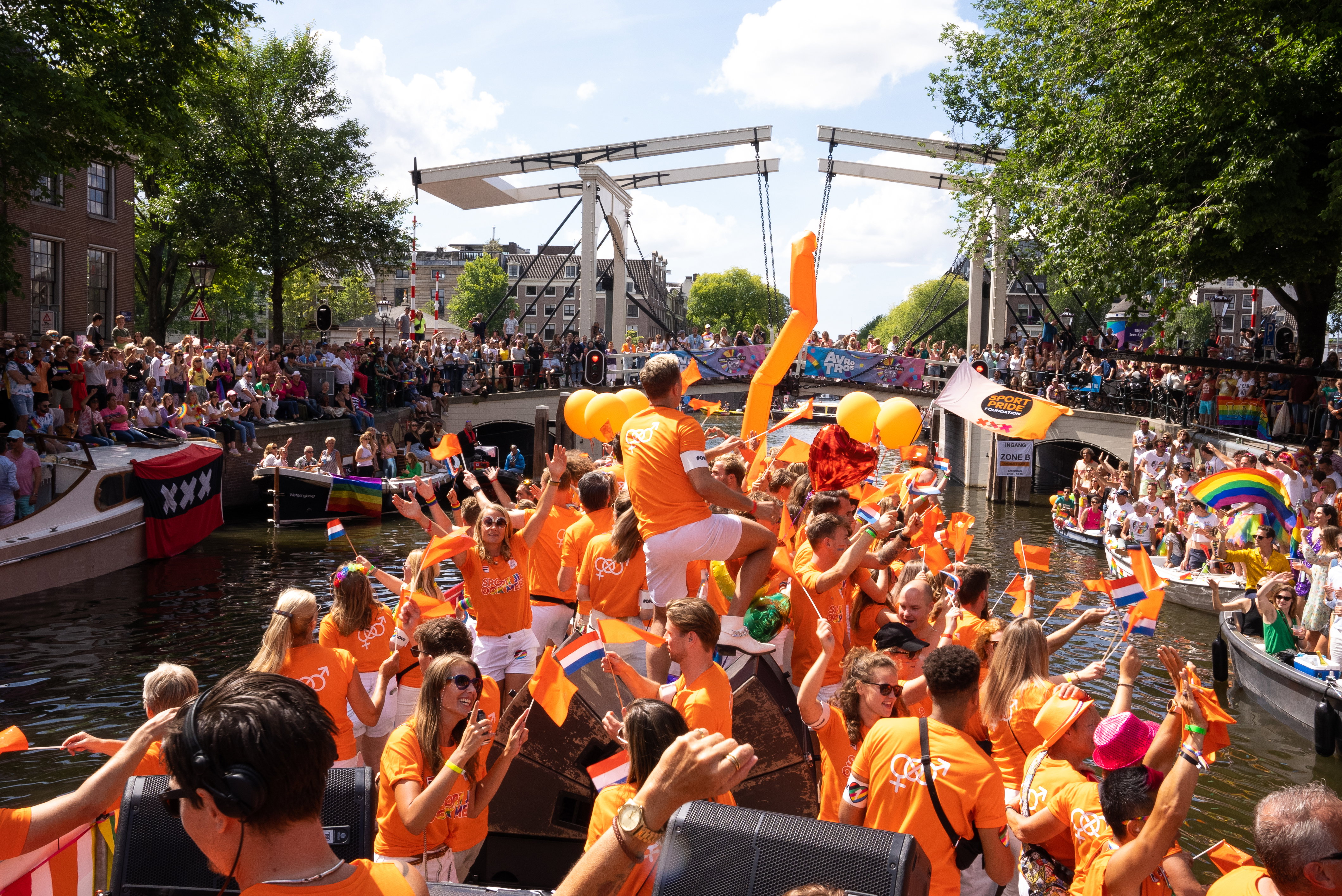 Nevobo vaart mee met de Sport Pride Boot