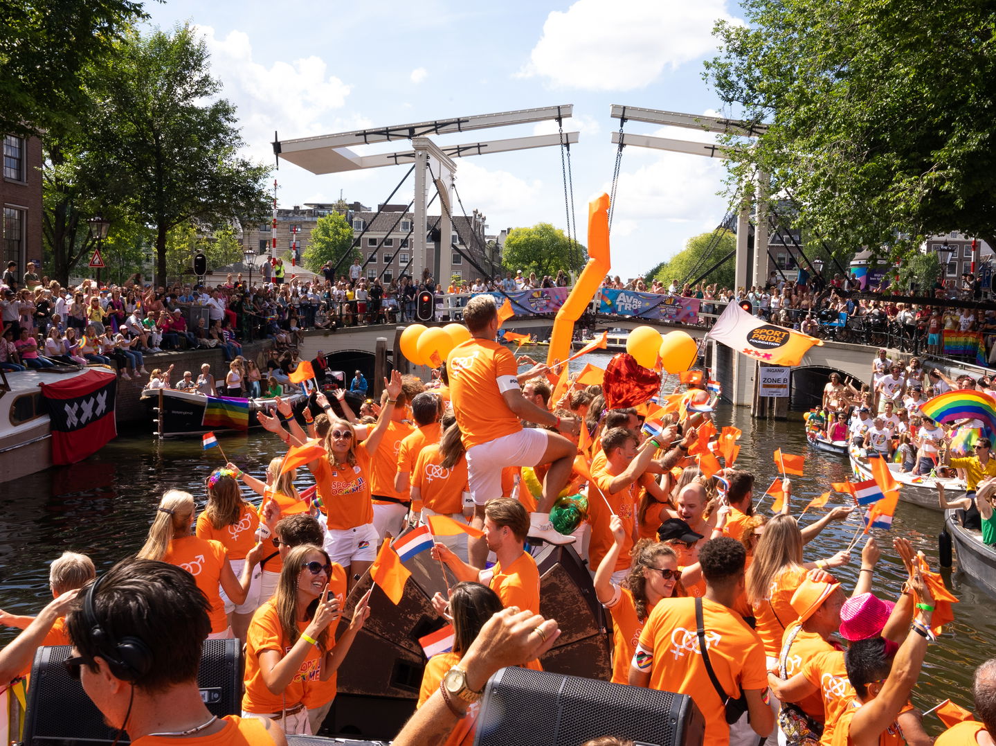 Nevobo vaart mee met de Sport Pride Boot