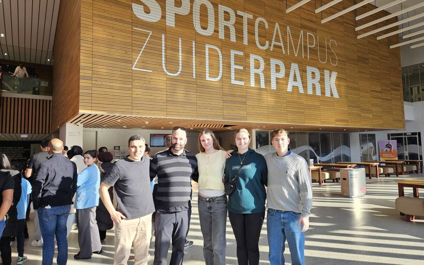 IJslanders doen inspiratie op bij kijkje in Hollandse volleybalkeuken