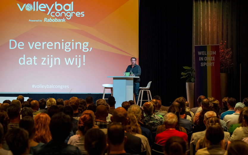 Nationaal Volleybalcongres: mix van entertainment en kennisdeling valt in de smaak