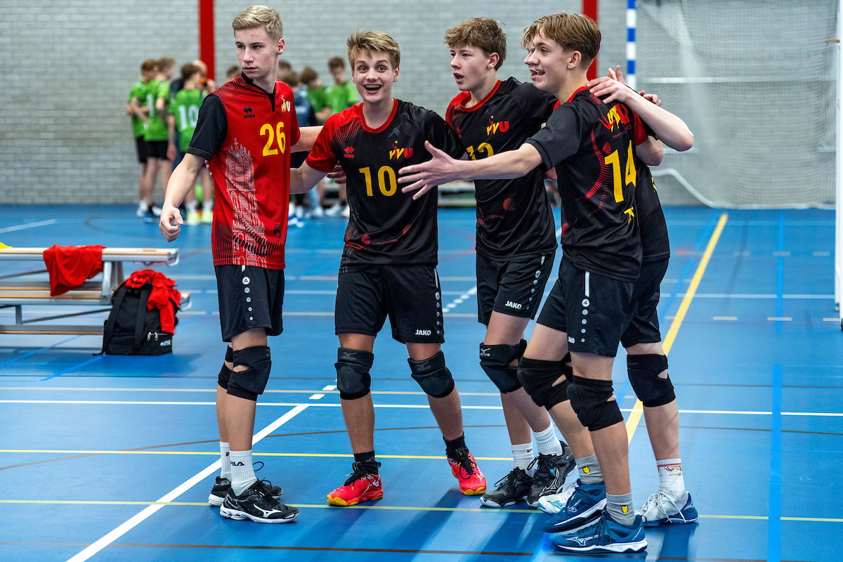 Welke teams gaan naar de finales van de Volleybaldirect Open?