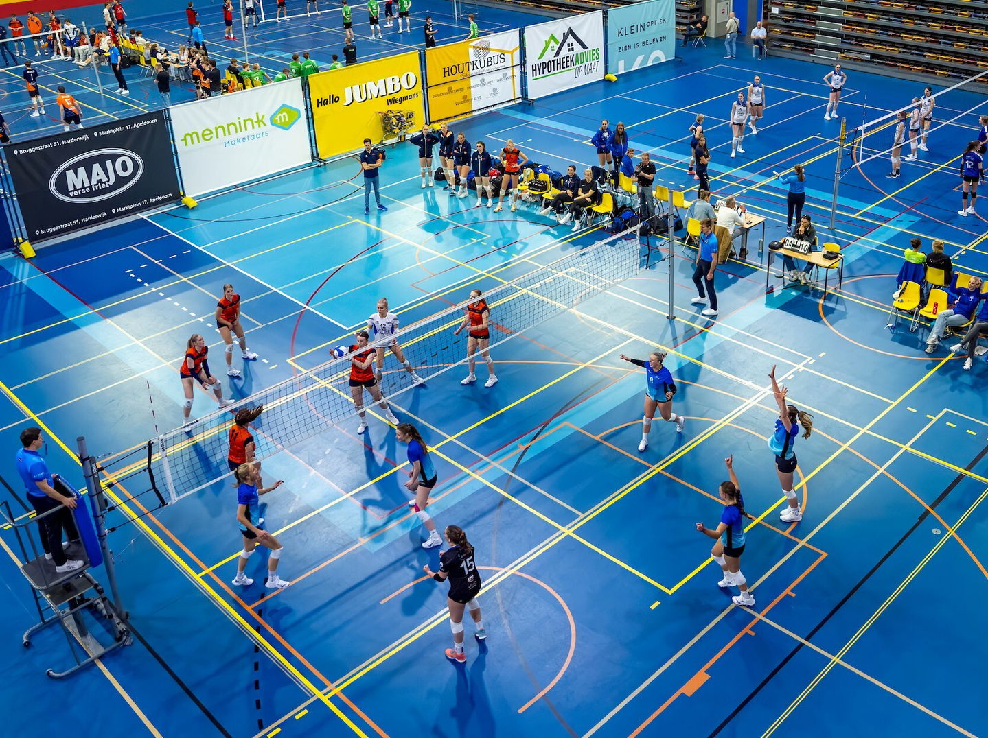 Waarom bestaan niet alle poules in de 1e klasse en lager uit 10 teams?