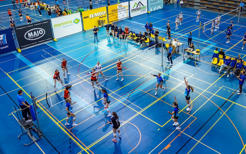 Waarom bestaan niet alle poules in de 1e klasse en lager uit 10 teams?