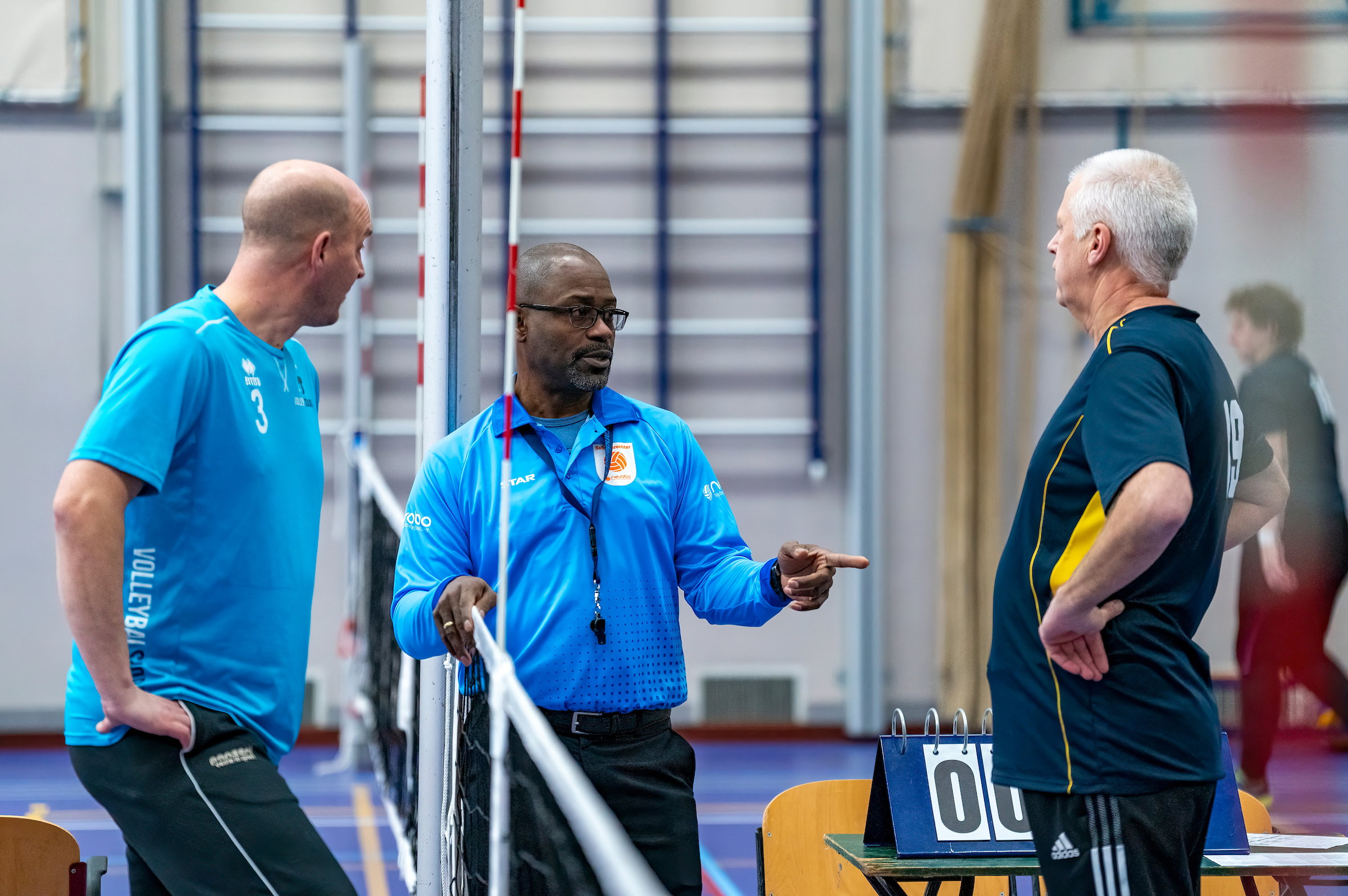 Word zitvolleybalscheidsrechter!