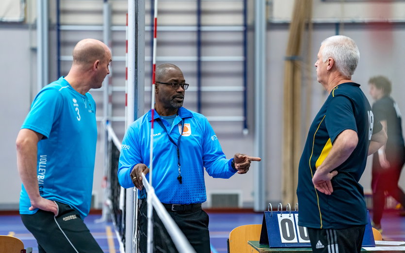 Word zitvolleybalscheidsrechter!