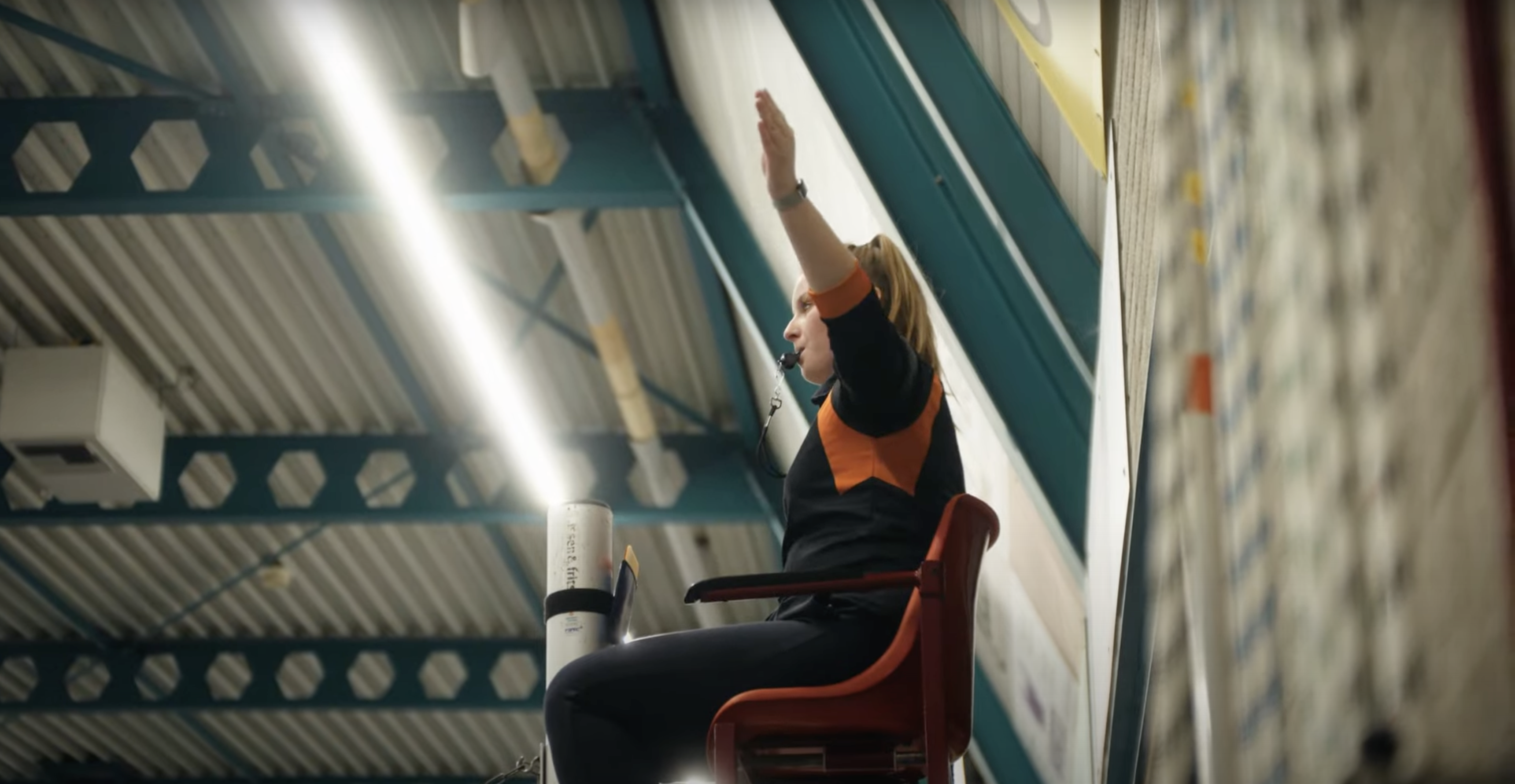 Scheidsrechter Fleur: "Om te groeien heb je wel wat doorzettingsvermogen nodig."