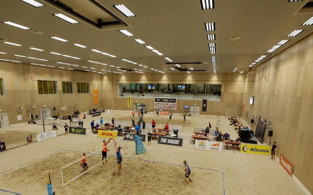 Clinic beachvolleybal voor beginnende beachtrainer