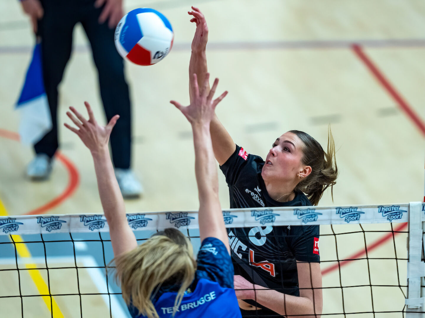 Drie speelsters CRAFT Sudosa op avontuur in Nepal