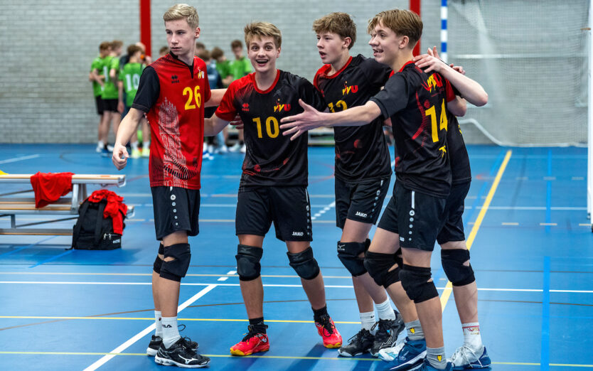 Welke teams gaan naar de finales van de Volleybaldirect Open?