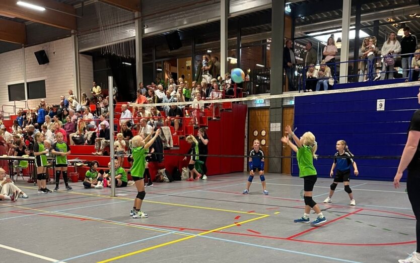 Veel energie op de velden tijdens de eerste Volley Stars-toernooien