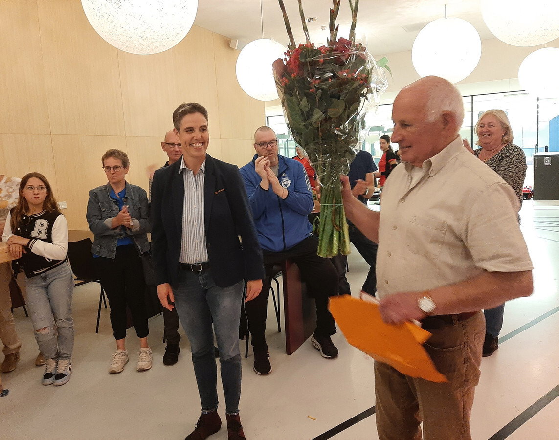 Na 56 jaar fluit Sjaak Kommers zijn laatste wedstrijd