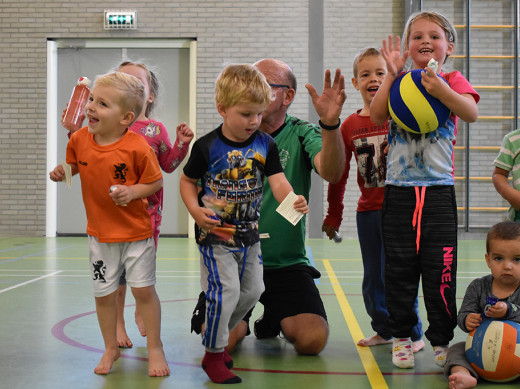 Spelenderwijs leren bewegen in Sportspeeltuin!