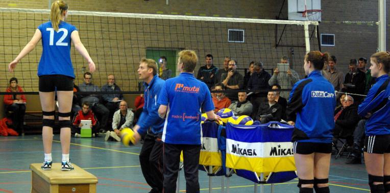 Stel je vraag bij het volleyballoket van de NVVO